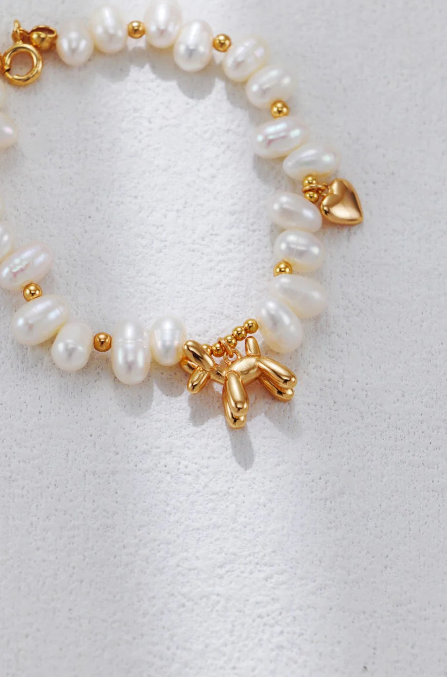 Balloon Dog Pearl Bracelet